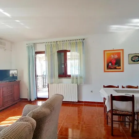 House Nadia, Village Sveti Kirin Nyaraló Vodnjan