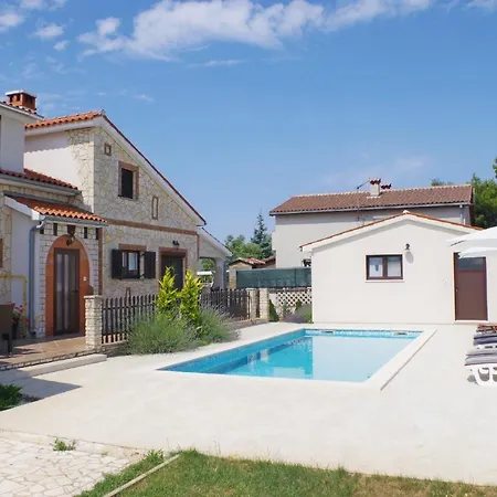 House Nadia, Village Sveti Kirin Dom wakacyjny *