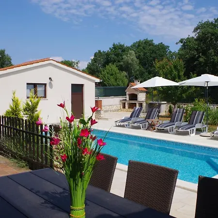 House Nadia, Village Sveti Kirin Dom wakacyjny *