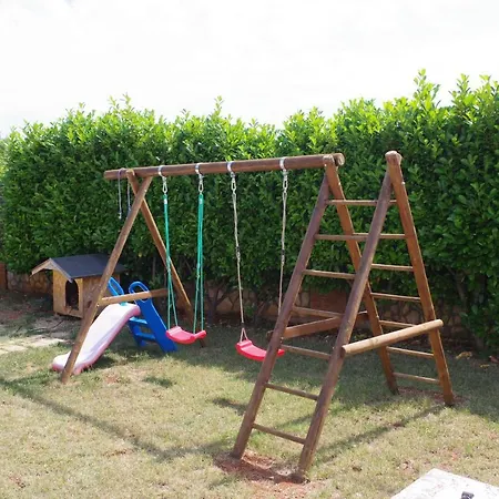 Dom wakacyjny House Nadia, Village Sveti Kirin Vodnjan